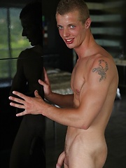 Jock Steve shows his hard butt