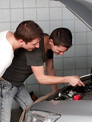 Hard anal fucking in the car service