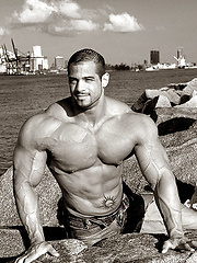 Huggest amateur bodybuilder Karim
