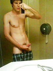 Watch real amateur porn pictures of sexy gays