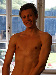 These two Euro twinks are orally fixated to the point