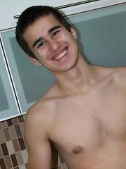 HMBoy Pavol is looking for love!