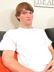 Geo Reigns and James Smith sucks each other cocks