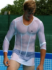 Blake Orson Outdoor Flexing