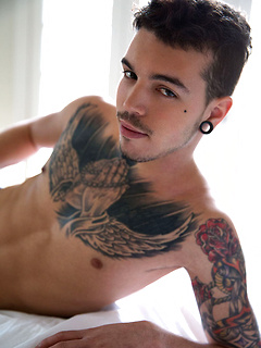 gay model Jo Diamond